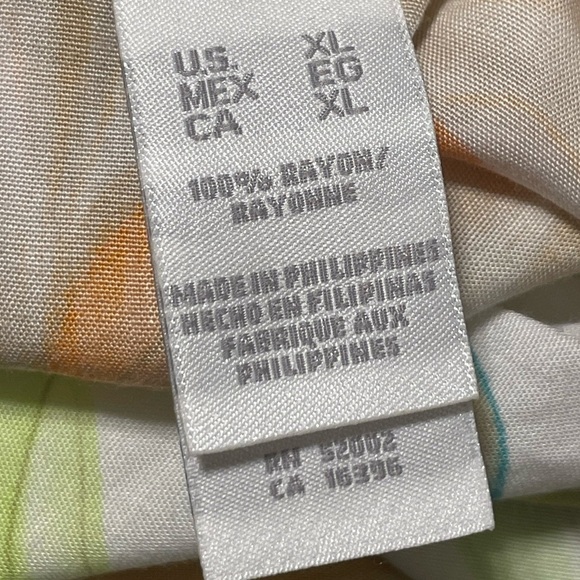 Liz Claiborne Women’s Wrap Top XL Yellow & Orange Tropical Floral Balletcore - Picture 11 of 11